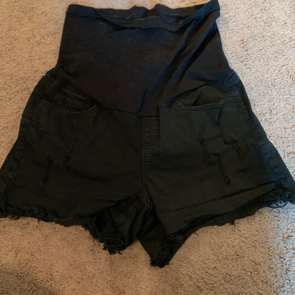Maternity shorts